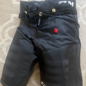 Junior Medium CCM Jetspeed Edge Hockey Pants (Used)