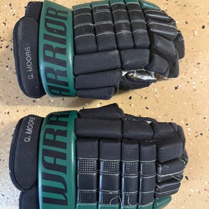 Warrior Franchise Gloves 15" Pro Stock (Used) - Black And Green