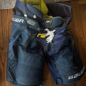 Junior Medium Bauer Supreme 3S Pro Hockey Pants (Used)
