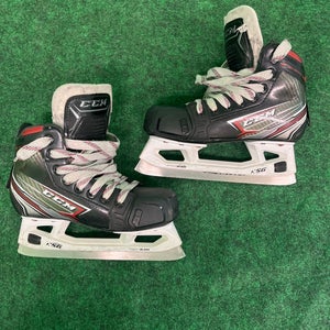 Junior CCM Jetspeed FT460 Hockey Goalie Skates (Regular) | Size 1.5 (Used)