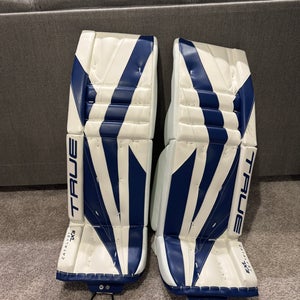 35"  True Catalyst 7X3 Goalie Leg Pads (New)