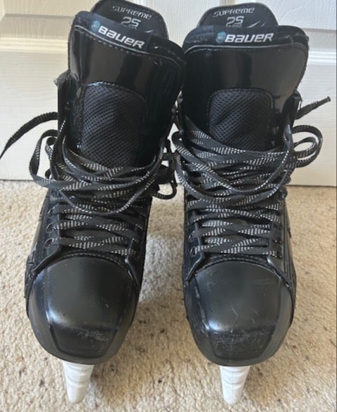MIC Bauer Supreme 2S Pro Hockey Skates Regular Width Pro Stock 8.5 / 8 3/4 Excellent condition