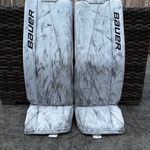 Medium  Bauer Supreme 3S Goalie Leg Pads  (Used)