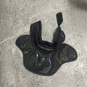 Bauer Goalie Neck Guard