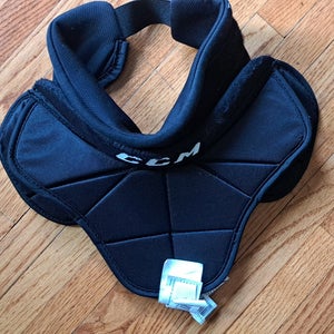 CCM TCG900 L/XL hockey goalie neck guard protector