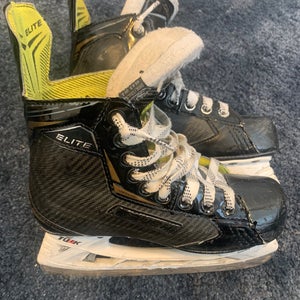 Bauer Supreme Elite Skates Size 3.5D