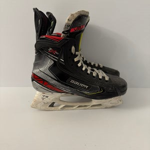 Used Intermediate Bauer Vapor 2X Pro Hockey Skates Size 5.5 Fit 2