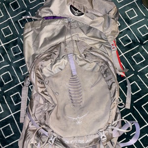 Osprey Aura Anti- Gravity 65L Women’s XS Backpacking Pack