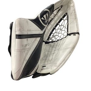 Used Warrior RG6 Intermediate Goalie Catcher White 11613-S000162042