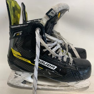 Used Bauer SURPREME M3 Senior Hockey Skate Senior 5 11823-S000032140