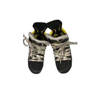 Used Bauer SUPER TACKAS Junior Hockey Skate Junior 01 11847-S000027088