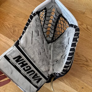 Vaughn V9 Glove - Pro Return