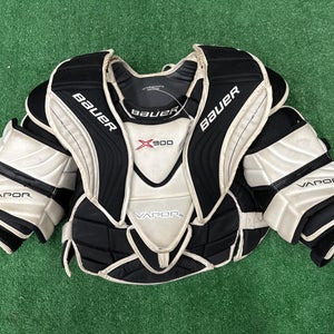 Intermediate Medium Bauer Vapor X900 Goalie Chest Protector (Used)