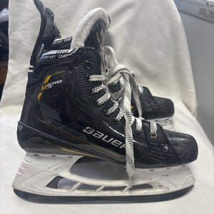 Senior Size 7 Fit 2 Bauer Supreme M5 PRO Ice Hockey Skates. LS Pulse Ti Blades.