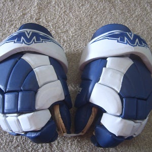 Travis Green Toronto Maple Leafs Mission Hockey Gloves 14"