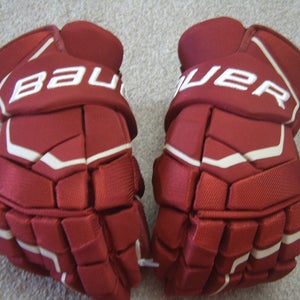 Excellent Condition Bauer Supreme 2S Pro Boston College Eagles Hockey Gloves Jack McBain?