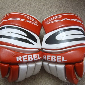 Vintage Good Condition Eagle Rebel Red/White Senior Hockey Gloves 13"