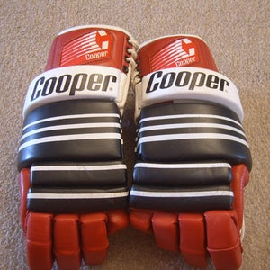 Excellent Condition Vintage Cooper Senior Hockey Gloves Black/White/Red