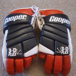 Hockey Gloves-Excellent Condition Vintage Cooper HGL650 Senior Hockey Gloves 14"