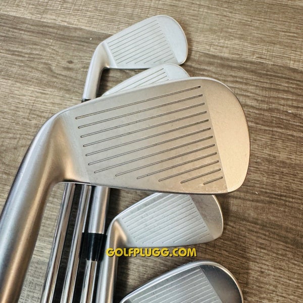 +1/2" Mizuno JPX 921 Tour Iron Set 4-PW / KBS Extra Stiff Flex (403)