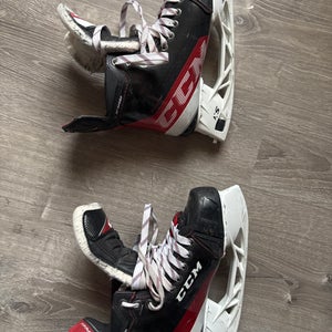 CCM JetSpeed FT4 Pro Hockey Skates Regular Width Size 5 (Used)
