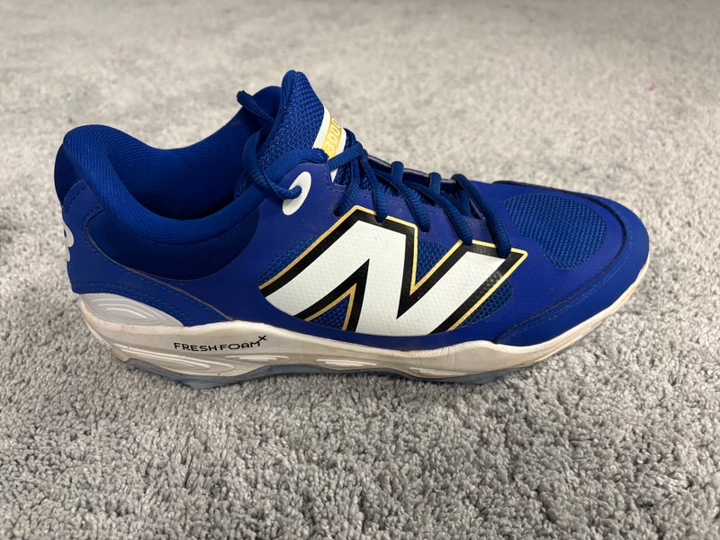New Balance Metal Baseball Cleats (size 10) - Barely Used