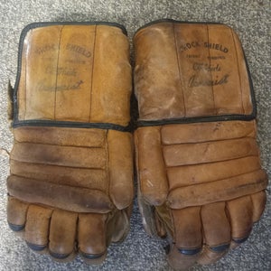 Vintage Cooper Weeks Armourist Hockey Gloves