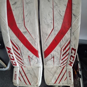 Used 31" CCM Axis 1.9 Goalie Leg Pads