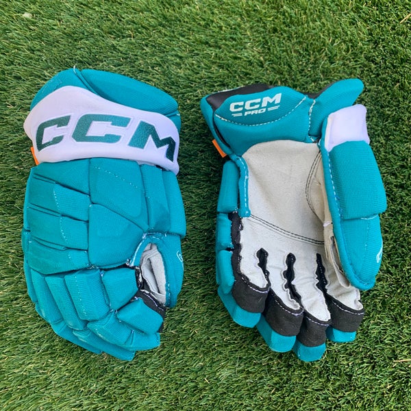 *Rare* 13" San Jose Sharks Teal CCM HGJS Jetspeed Gloves *Serious Buyers Only - Read Description*