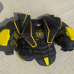 Large/Extra Large  CCM Premier R1.5 Goalie Chest Protector (Used)