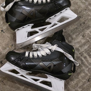 Bauer Elite Hockey Goalie Skates Size 5