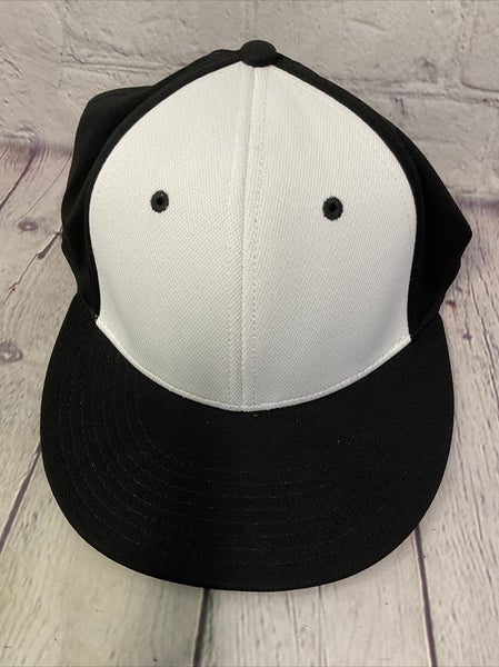 OC Sports Hat Cap Black White Small/Medium Pro Flex FitComfortable Quick Dry NEW