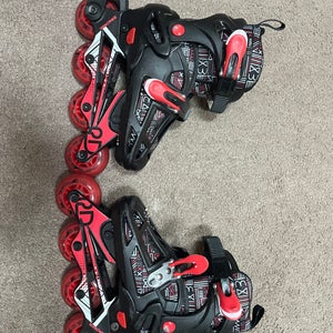 Convertible Roller Derby Skates – Youth Size 12–2 Model #: 5015-7612-19819