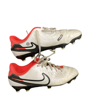 Used Nike Soccer Cleats White Junior 05.5 11613-S000161641