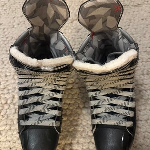 Bauer Vapor X Select Hockey Skates Regular Width Size 4.5 (Used)