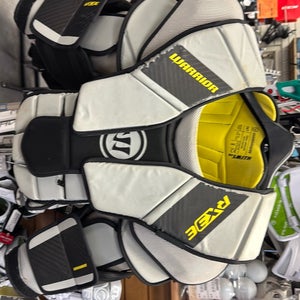 INT s/m Warrior Ritual X3E RX3E Intermediate ice hockey Goalie Chest Protector small medium s-m