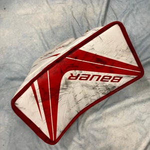 Red Senior Bauer Vapor X700 Goalie Blocker Regular (Used)