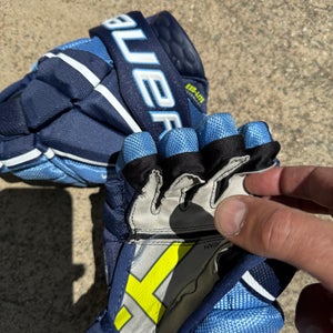 Bauer Vapor Hyperlite Gloves 10" (Used)