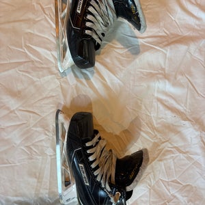 Bauer Supreme S190 goalie skate