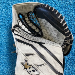 White Junior Brian's GNETiK X5 Goalie Glove Regular (Used)