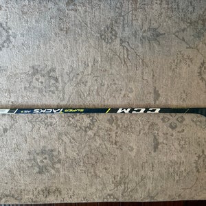 Intermediate CCM Super Tacks AS3 Right Handed Hockey Stick P28 Pro Stock (New)
