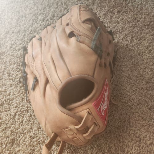 Rawlings Right Hand Throw Outfield Sandlot Baseball/Softball Glove 14" Game Ready