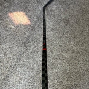 Intermediate CCM JetSpeed FT6 Right Handed Hockey Stick P29  (Used)