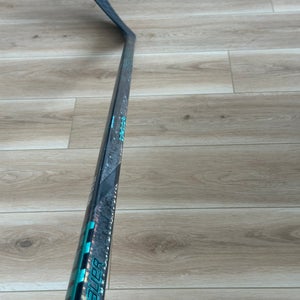 Senior Bauer Twitch Left Hand Hockey Stick P28  (New)
