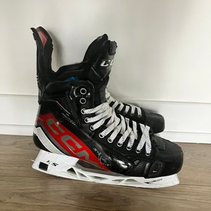 CCM JetSpeed FT6 Pro Hockey Skates Regular Width  9.5 (Used)