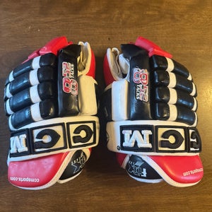 Vintage CCM 852 tacks Gloves 13"  (New)