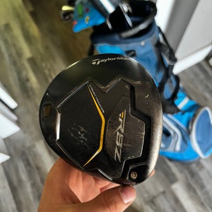 Men's TaylorMade RBZ Speedlite Right Handed Driver Regular Flex 10.5 Loft (Used)
