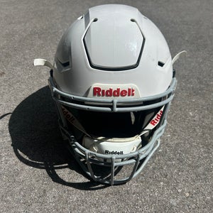 Adult Extra Large Riddell SpeedFlex Helmet (Used)