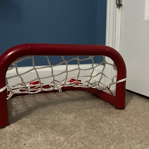 Small Franklin hockey net (Used)