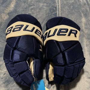 Toronto Maple Leafs - Bauer Vapor 2X Pro Gloves 13" Pro Stock (New With Tags)